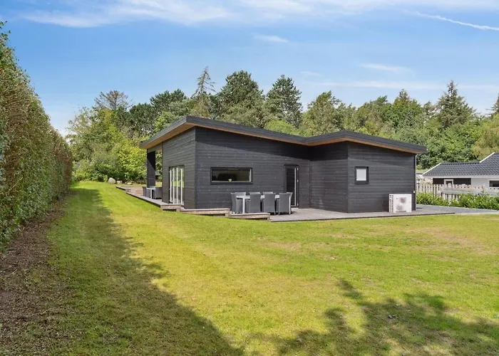 Vesa - 2-4km From The Sea By Interhome *